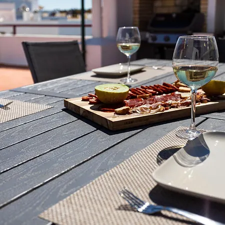 Centralgarve - Beachfront With Pool Penthouse Quarteira